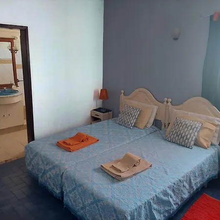 Vivenda Os Silvas Pensionat 3*