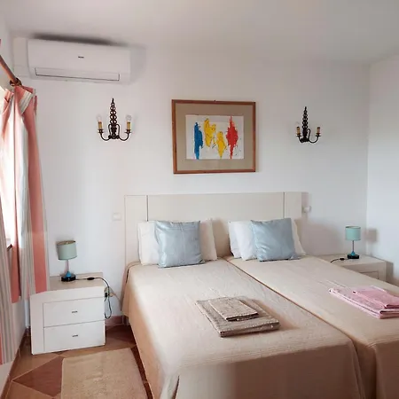 Vivenda Os Silvas 3* Odiáxere