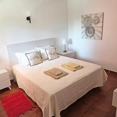 بيت ضيافة Vivenda Os Silvas Odiáxere