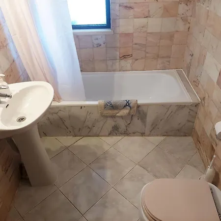 Vivenda Os Silvas 3*